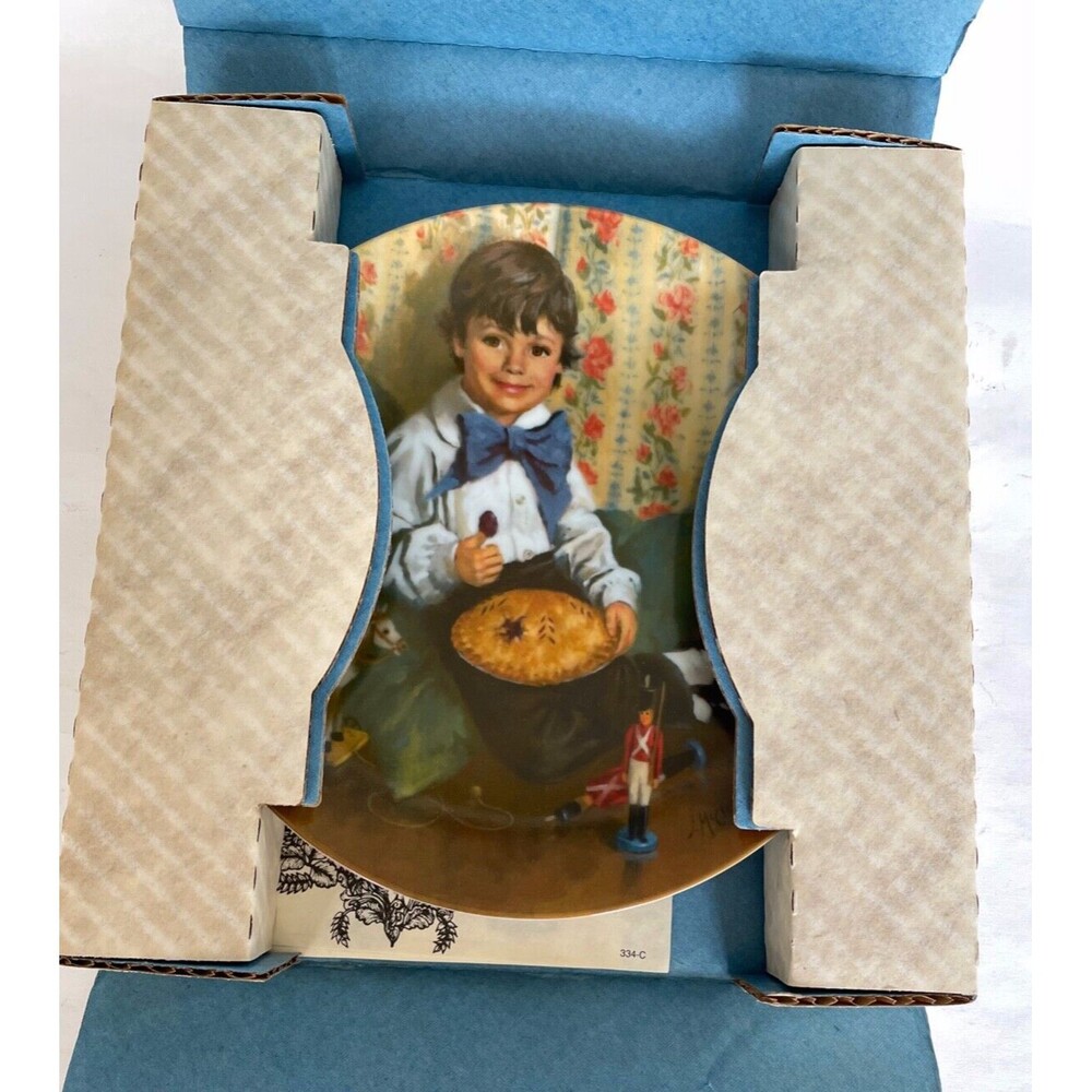 RECO 1982 LITTLE JACK HORNER Collector Plate w/ Original Box, COA and Pamphlet